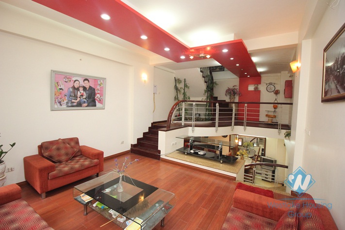 Nice house for rent with 02 bedrooms in Tay Ho area